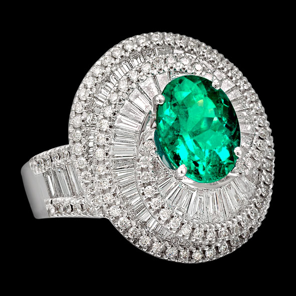 massimo raiteri jewellery jewelry gioielli anello ring diamond diamonds diamanti baguette tepper classic design classico fashion moda emerald smeraldo colombia columbia minor