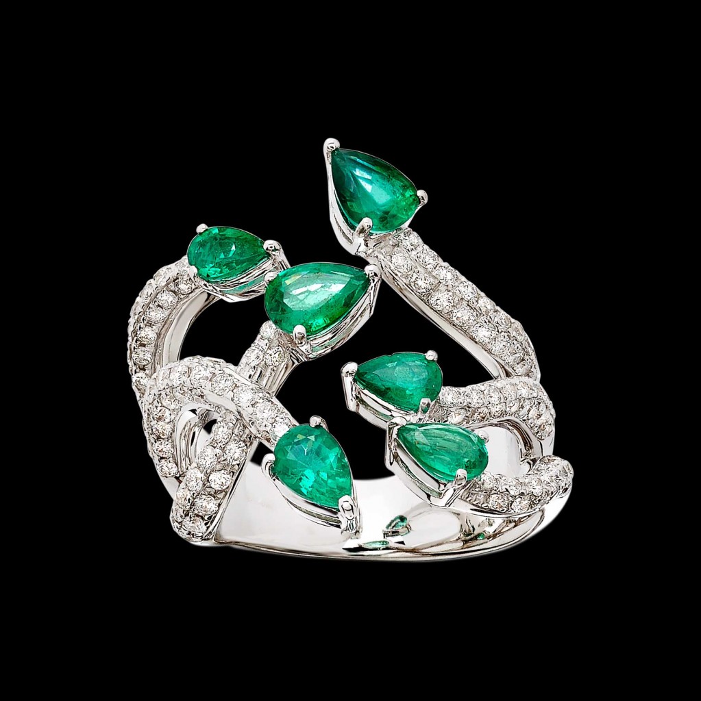 Massimo Raiteri exclusive jewelry fashion design ring bracelet anello diamanti bracciale moda unico unici high emerald smeraldi
